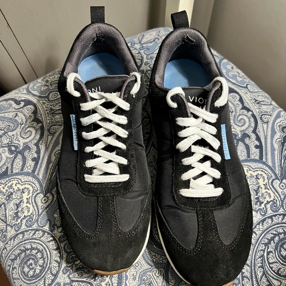 Vionic Women’s Black and Blue Sneakers - Picture 1 of 8